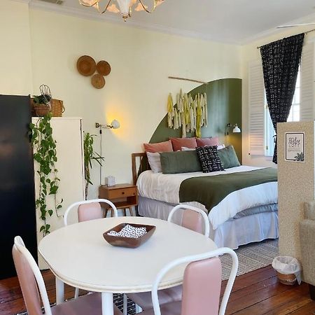 Charming 1885 Parlor Loft Downtown Savannah Stay Zewnętrze zdjęcie