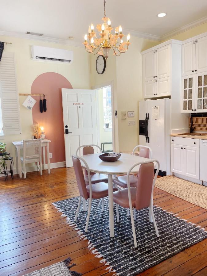 Charming 1885 Parlor Loft Downtown Savannah Stay Zewnętrze zdjęcie